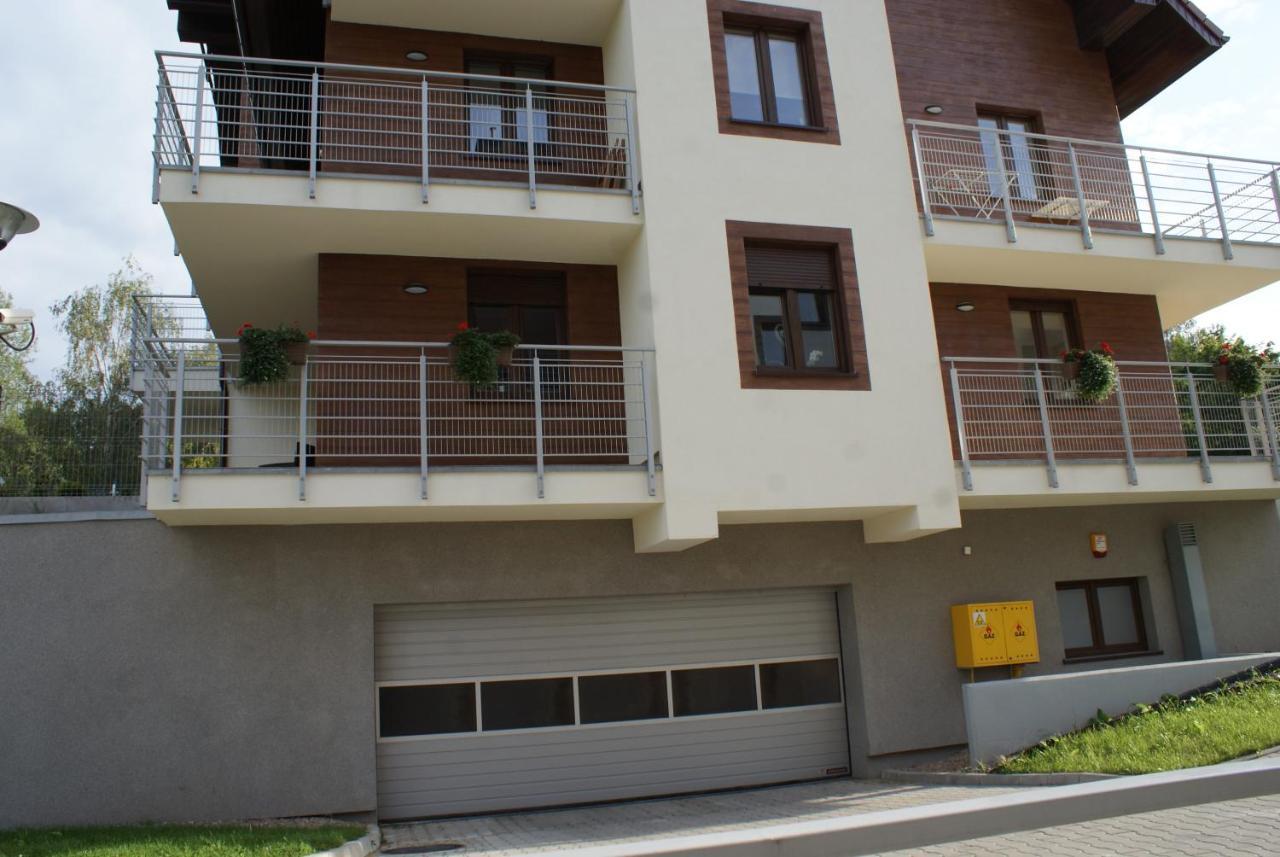 Two Garden Apartment, Apartament Z Dwoma Tarasami I Ogrodkami Polanica-Zdrój Kültér fotó
