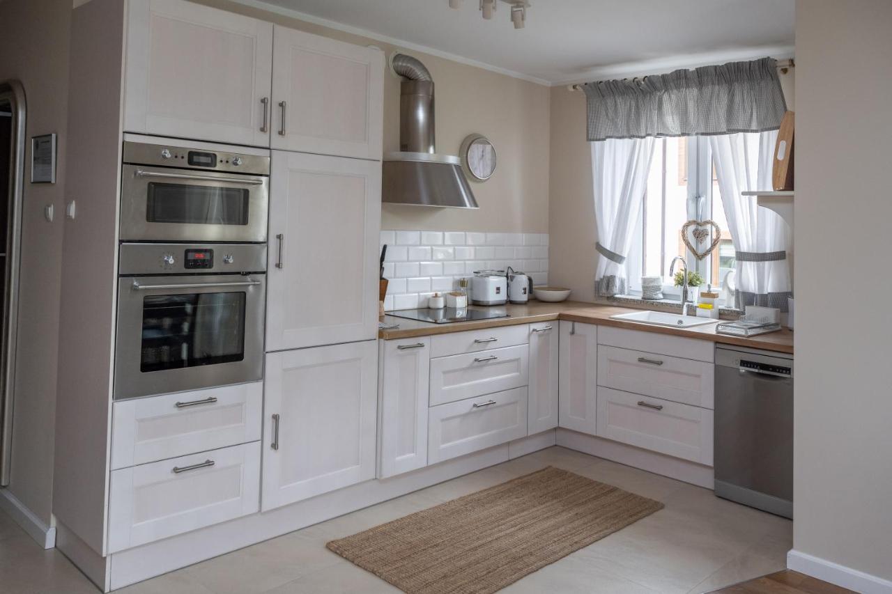 Two Garden Apartment, Apartament Z Dwoma Tarasami I Ogrodkami Polanica-Zdrój Kültér fotó